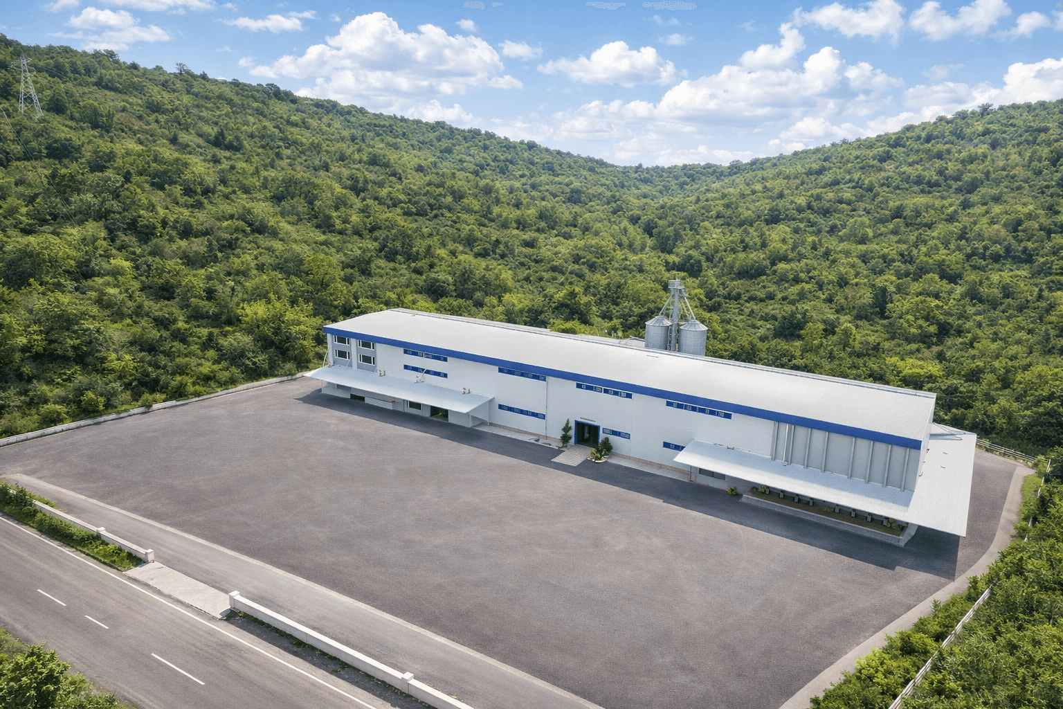 Koralla kırma fabrikası — dış cephe